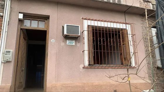 Casa De 3 Dormitorios En Salto