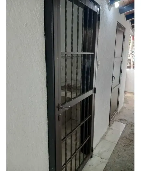 Anexo En Alquiler En Carrizal. José Manuel Álvarez. Monoambiente.