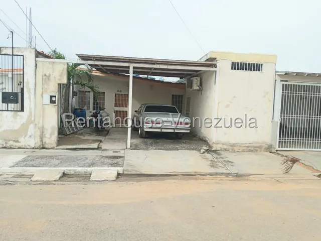 Venta Cómoda, Segura Y Con Excelente Ubicación Casa En La Piedad Norte Cabudare  # Contacta Tu Asesora Mehilyn Perez  #