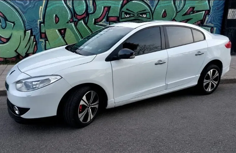 Renault Fluence 2.0 Gt T 180cv