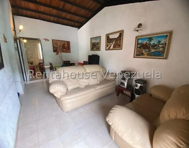 & Maria Luisa Mendoza Vende Hermosa Casa En Urbanismo Privado Yacural Con Vigilancia Las 24 Horas Y En Optimas Condiciones 2 5 6 6 3 4                                                                  
