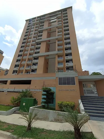 Maritza Lopez Vende Apartamento  A Estrenar Totalmente Amoblado Y Equipado Ubicado En Residencias Balcones Del Viento, Tazajal, Naguanagua
