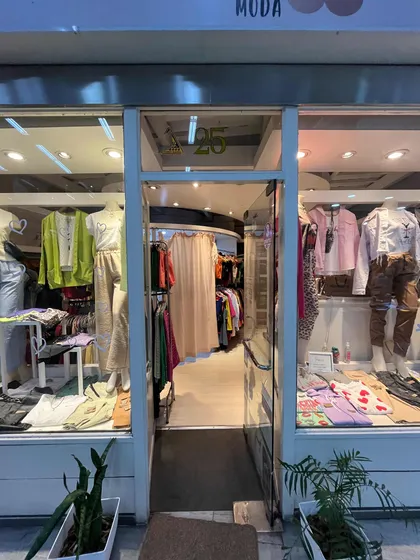 Excepcional Local En Galeria Del Paseo
