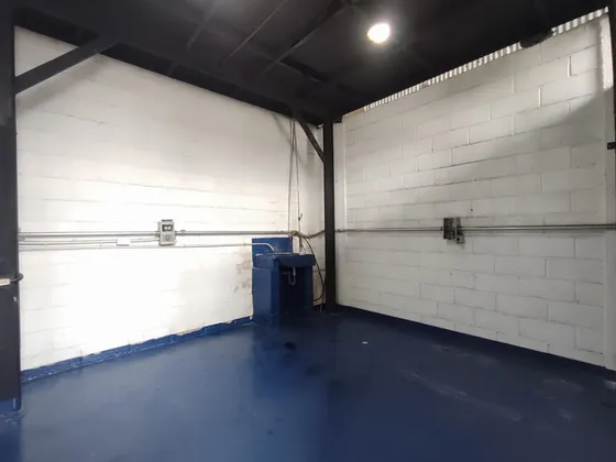 En Alquiler Galpón De 130 Mts2 En La Zona Industrial Valencia 01-92