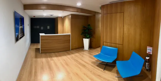 Oficina En Arriendo/venta En Quinta Camacho. Cod V2170