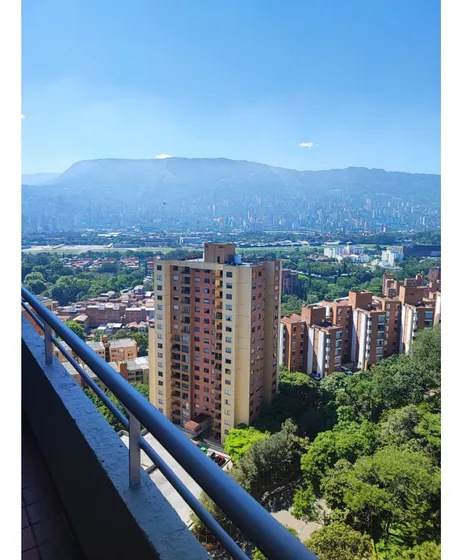 Pent-house Para La Venta Medellín Loma De Los Bernal