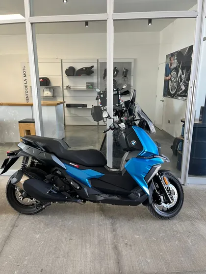 Bmw C400x Impecable Color Azul Zafiro