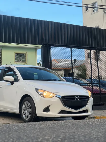 Mazda Demio Japones