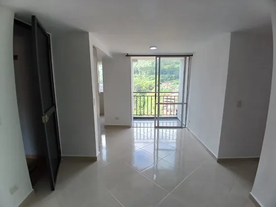  Apartamento En Arriendo Ubicado En Envigado Sector La Mina (27314).