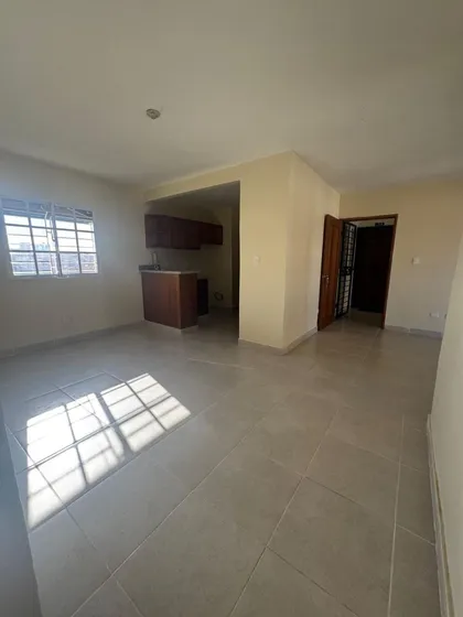 Alquiler De Apartamento En Cuarto Piso En San Isidro Con Dos Parqueos