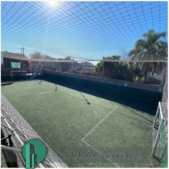 Venta Complejo De Canchas De Futbol 5 Sintetico En Florencio Varela 
