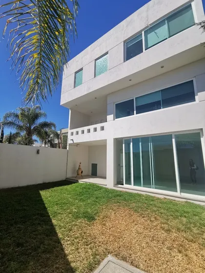Renta Casa Colinas De Gran Jardín León Guanajuato