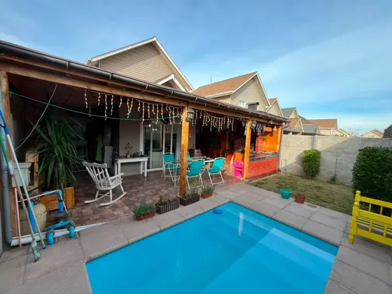 Hermosa Casa En Buin, Condominio Cerrado. Sin Corredor