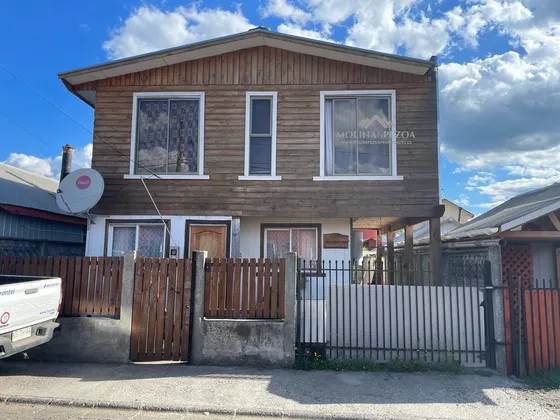 Casa En Venta De 4 Dorm. En Curacautín (crédito Hipotecario)