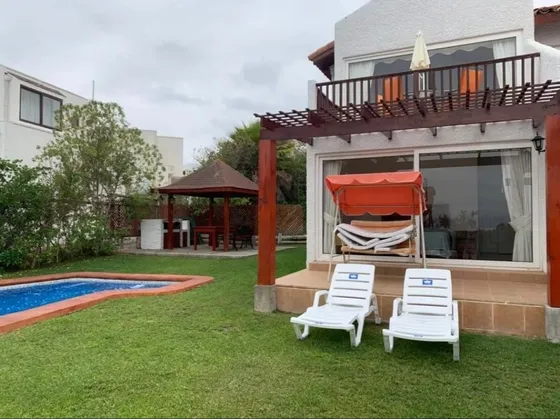 Esplendida Casa En Puerto Velero