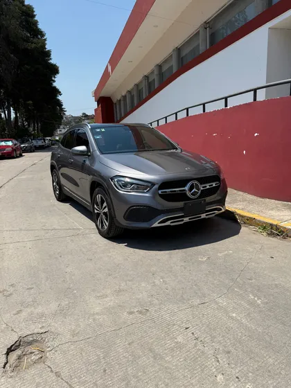 Mercedes-benz Clase Gla 1.6 Progresive Techo Panorámico Asientos De Piel