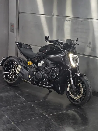 Ducati Diavel V4 - La Mejor Del Mercado - Ppf + Accesorios