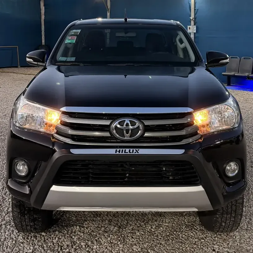 Toyota Hilux 2.8 CD SR 4x4