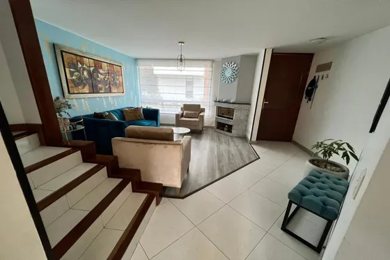 Casa En Venta En Cota. Cod V6643