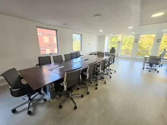 Arriendo Exclusivas Oficinas En Las Condes, Parque Arauco