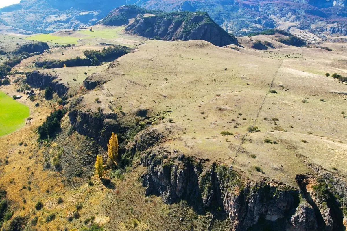 Ranch property photo in Coyhaique
