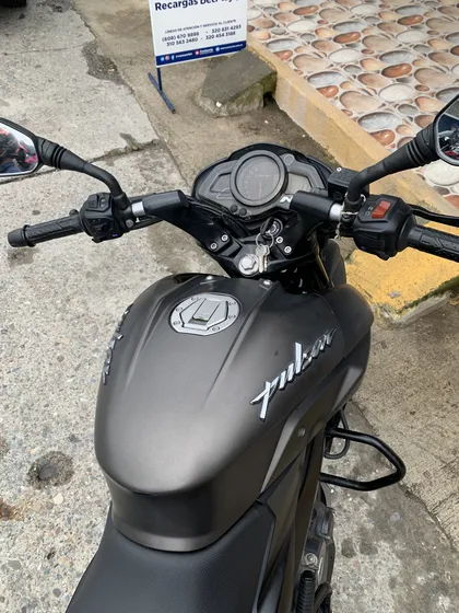 Moto Pulsar 160 Ns En Muy Buen Estado Con Papeles Al Día