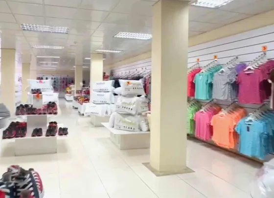 Local Comercial En El Centro De San Cristóbal Shopping /mf