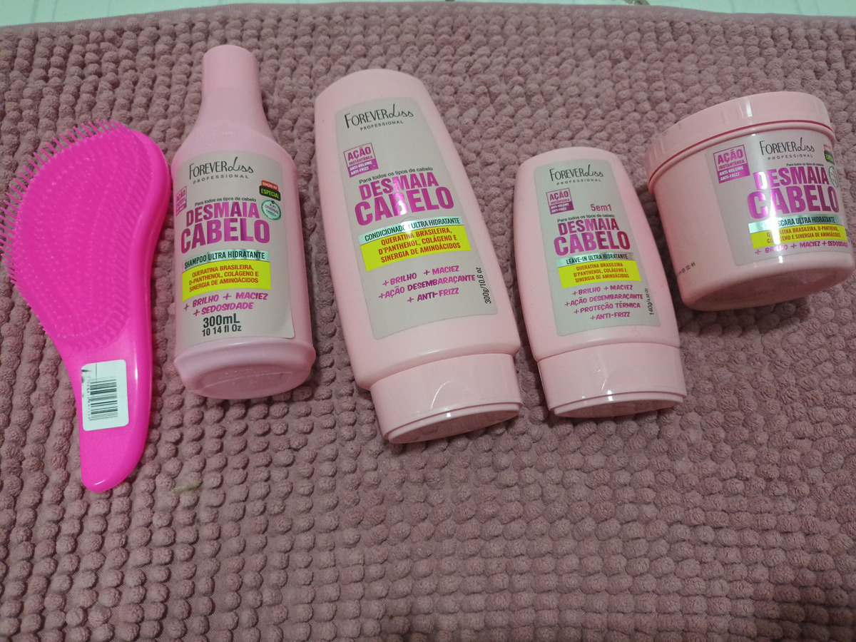 Kit Desmaia Cabelo Forever Liss Ganhe Escova Para Pentear