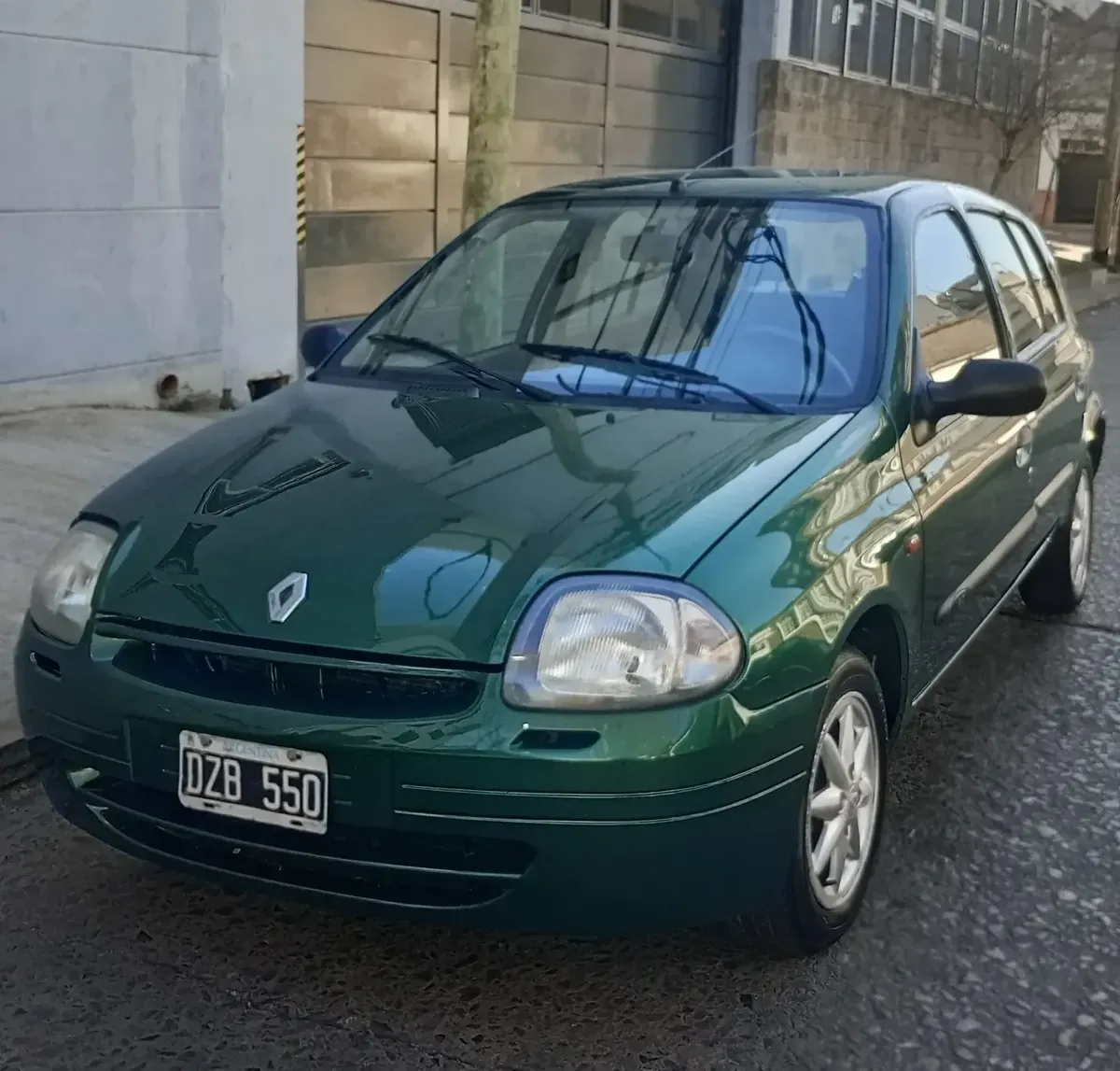 Renault Clio 1.9 Rnd Aa Pack