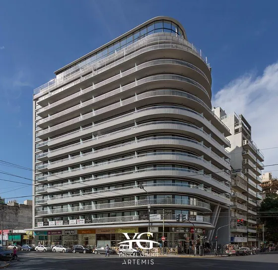Oportunidad - Evoque Olazabal - 1amb Piso Alto  Con Vista Abierta Y Balcon Aterrazado