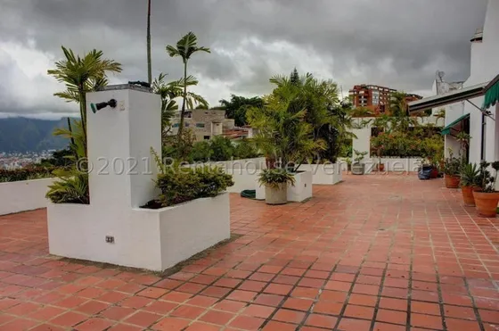 Apartamento En Venta Los Samanes 24-8511 Lv