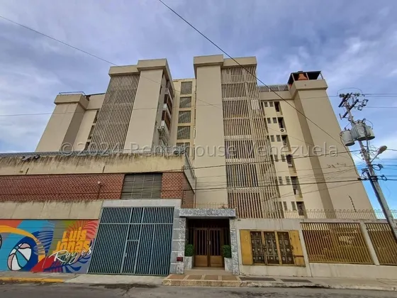 Rosa Rodríguez Vende Apartamento En La Av. Pedro León Torres, Barquisimeto Mls # 25-14920