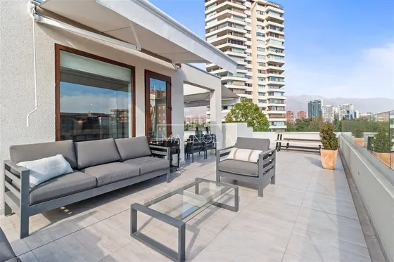 Depto En Venta De 3 Dorm Y Magnífica Terraza, Vitacura