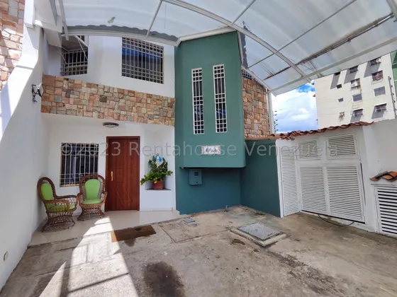 Casa En Venta En San Pablo Turmero Aragua 23-32440 Irrr