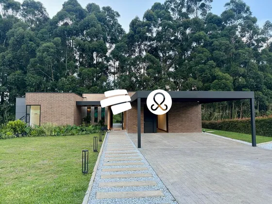 Casa Campestre En Venta En La Ceja - El Yarumo