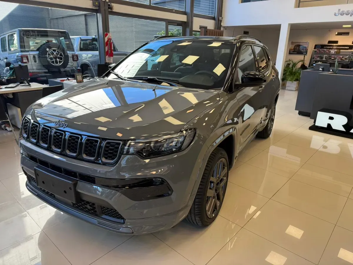 Jeep Compass 1.3 T270 Series-S 4X2 AT6