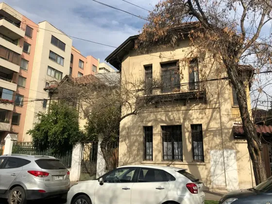 Casa En Venta Para Remodelar En Providencia