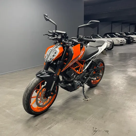 Ktm Duke 390