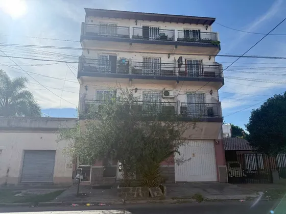 Departamento 2 Ambientes Lomas Del Mirador Patio