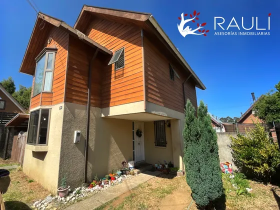Vende Excelente Casa De 2 Pisos, Bosque Sur, Valdivia