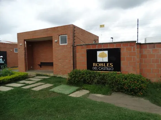 Casa En Arriendo En Hacienda El Castillo. Cod A6878