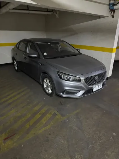Estacionamiento En Arriendo, Al Lado De La Dga, Falp.