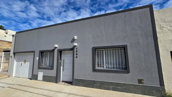 Casa Remodelada En Barrio Centro