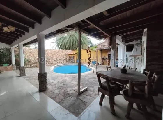 Kq. Fabulosa Casa Quinta En Jorge Coll Margarita 516m2 Piscina Parrillera