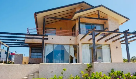  Casa De Veraneo Familiar En Bahía Esmeralda  Los Molles 
