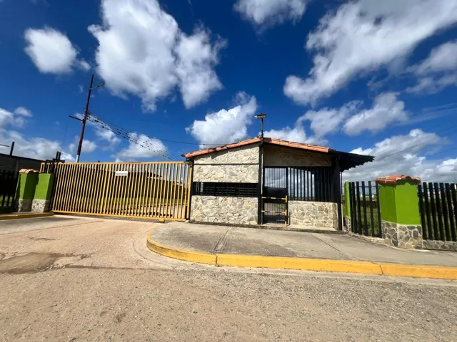 Casa En Campo Claro, Bejuma. (sclaup-34)