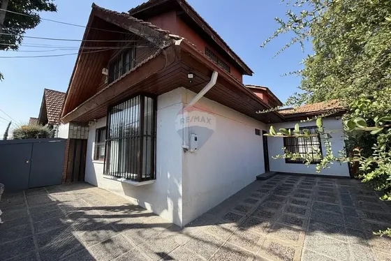 Nuevo Precio! Casa Renovada Buena Conectividad