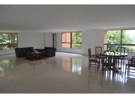 Apartamento En Venta Los Balsos Medellin