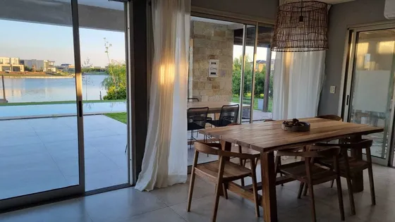 Casa  En Alquiler En San Sebastian, Escobar, G.b.a. Zona Norte