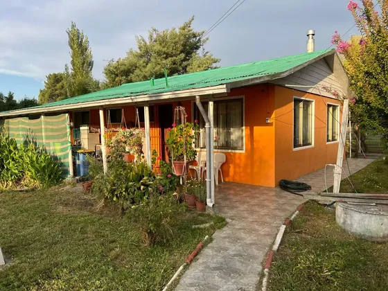 Tradicional Casa En Amplio Terreno. Se Vende Amoblada.